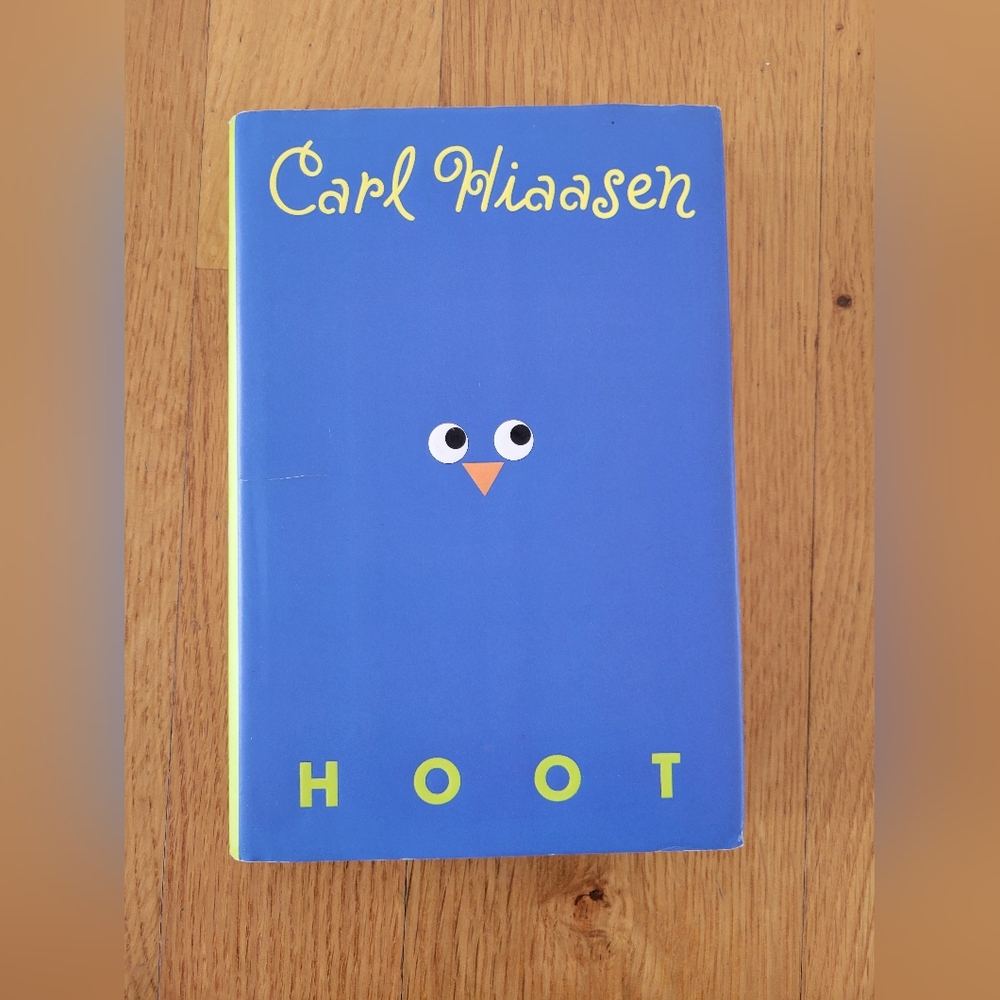 Hardover Book: Hoot by Carl Hiaasen